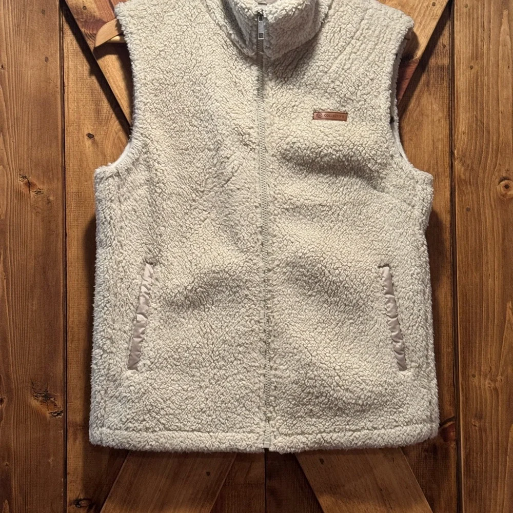 Women's Cream Sherpa Vest - Picture 1 of 5